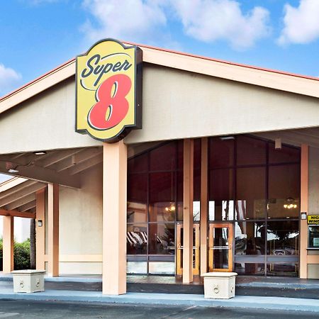 Super 8 By Wyndham Kissimmee/Maingate/Orlando Area Hotel Селабрейшън Екстериор снимка